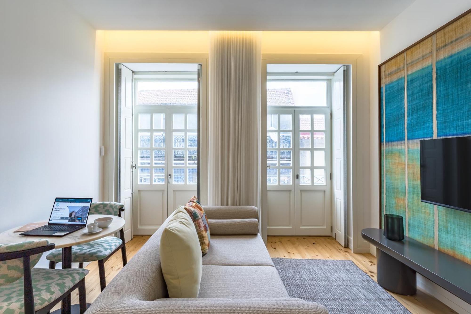 Feel Porto Clerigos Charm Flats Leilighet Eksteriør bilde