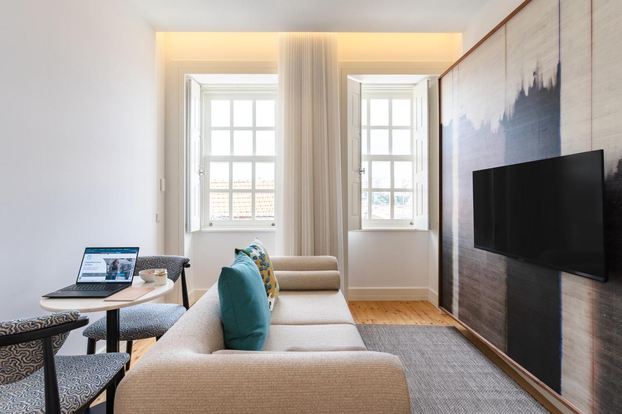 Feel Porto Clerigos Charm Flats Leilighet Eksteriør bilde