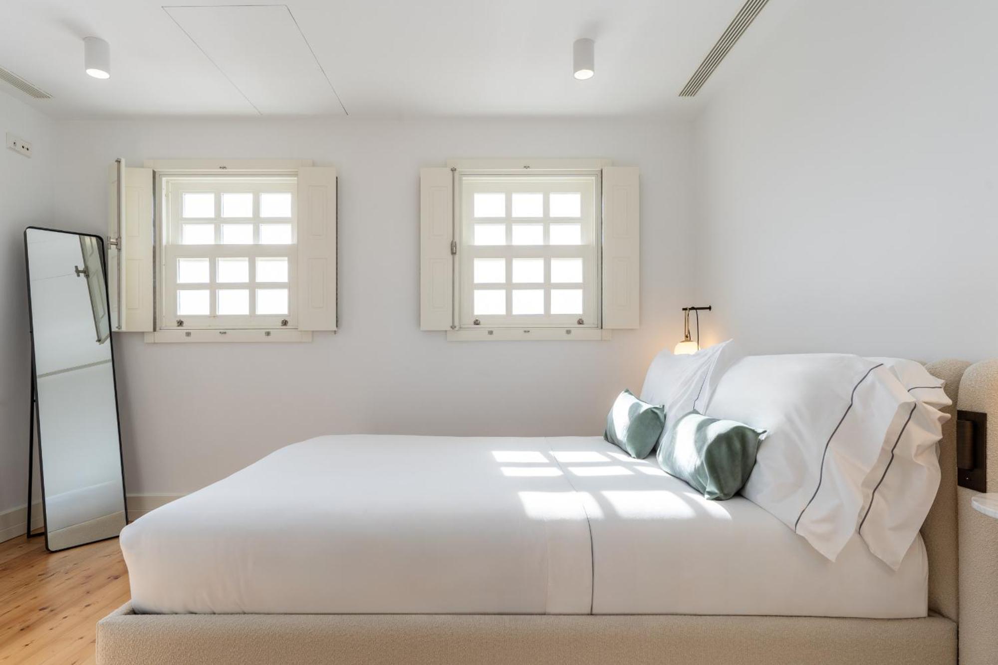 Feel Porto Clerigos Charm Flats Leilighet Eksteriør bilde