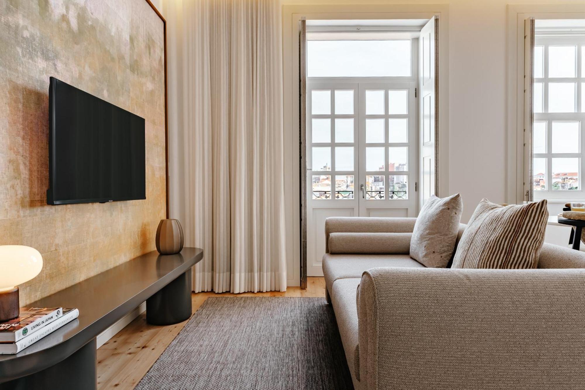 Feel Porto Clerigos Charm Flats Leilighet Eksteriør bilde